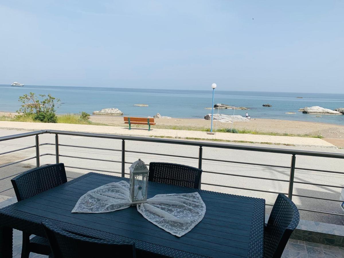 Kima Stegna Sea View Daire *